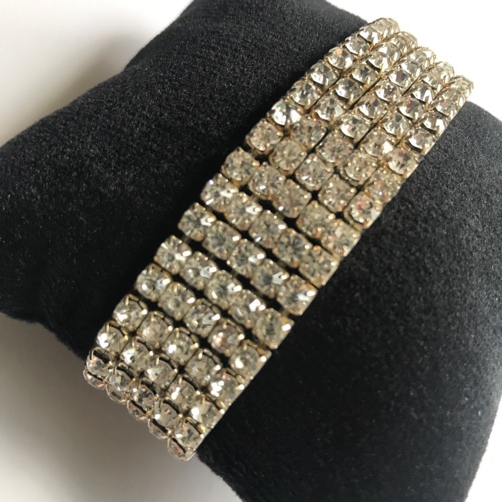 ⤵️ Bracelet